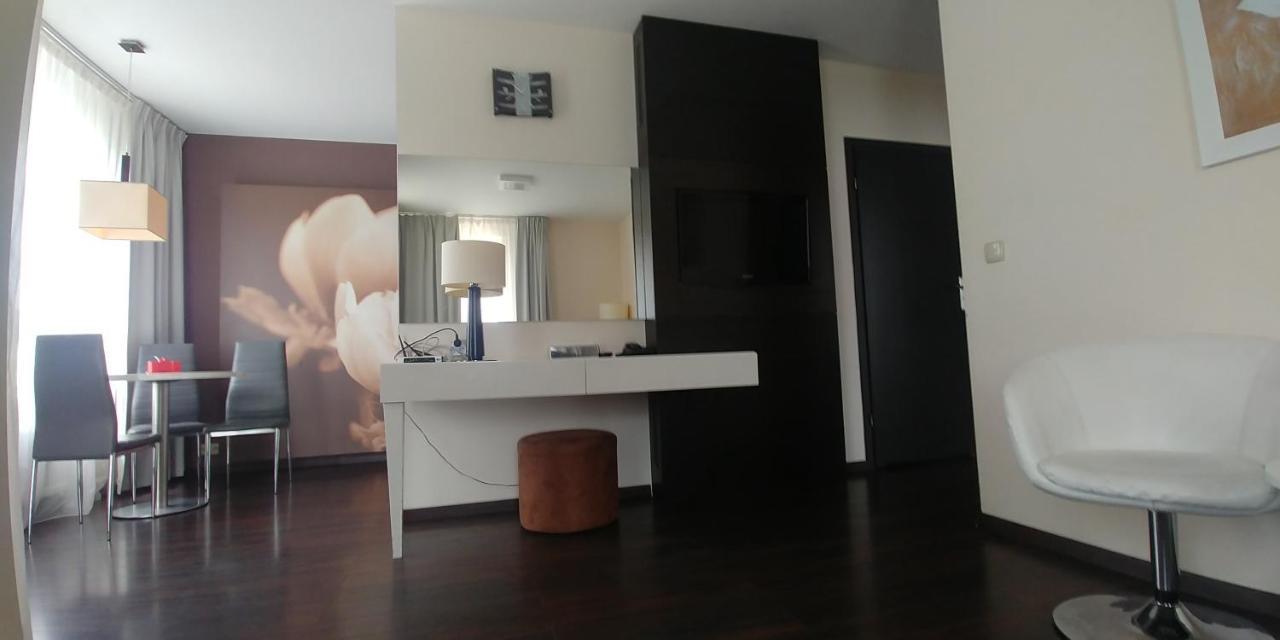 Apartament 241Lux W Diva كولوبرزيغ المظهر الخارجي الصورة